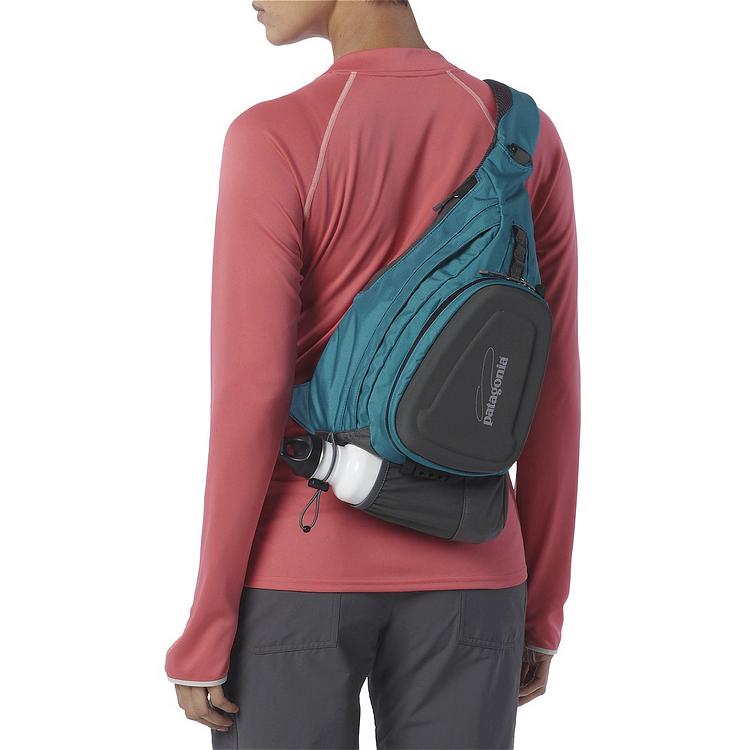 https://www.dyckers.com/wp-content/uploads/2015/10/Patagonia-Stealth-Atom-Fly-Fishing-Sling-7L1.jpg